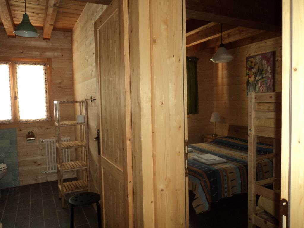 Chalet Trentino Bed and Breakfast Fiavè Kamer foto