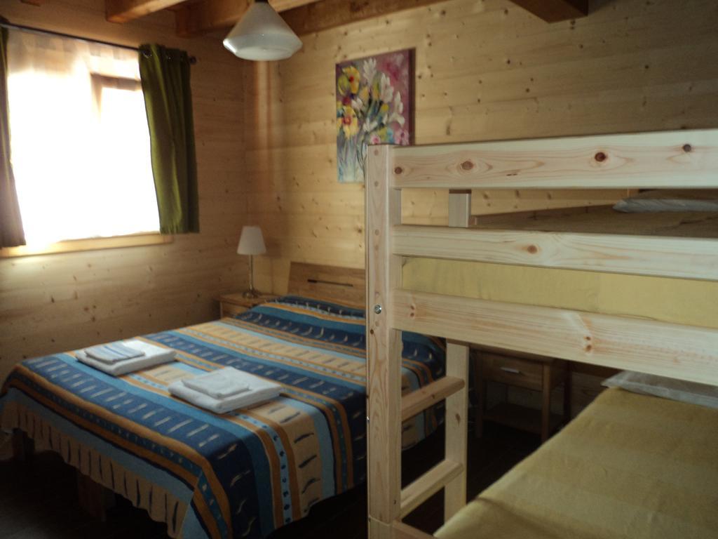 Chalet Trentino Bed and Breakfast Fiavè Kamer foto