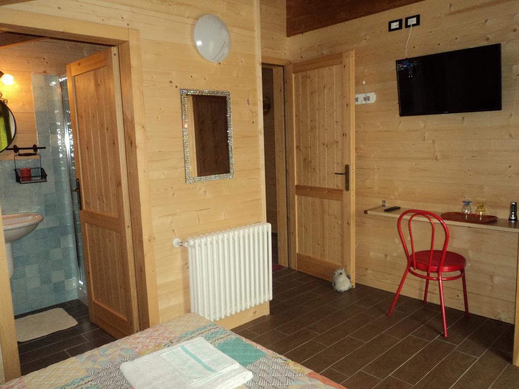 Chalet Trentino Bed and Breakfast Fiavè Kamer foto